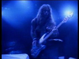 Iron Maiden The Clairvoyant (Live)